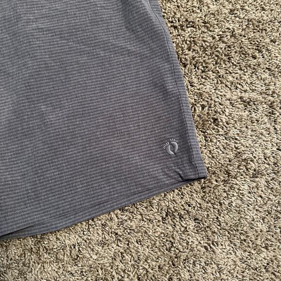 Hang Ten NWT Men’s Grey Patterned Shorts size 36 - Picture 3 of 8